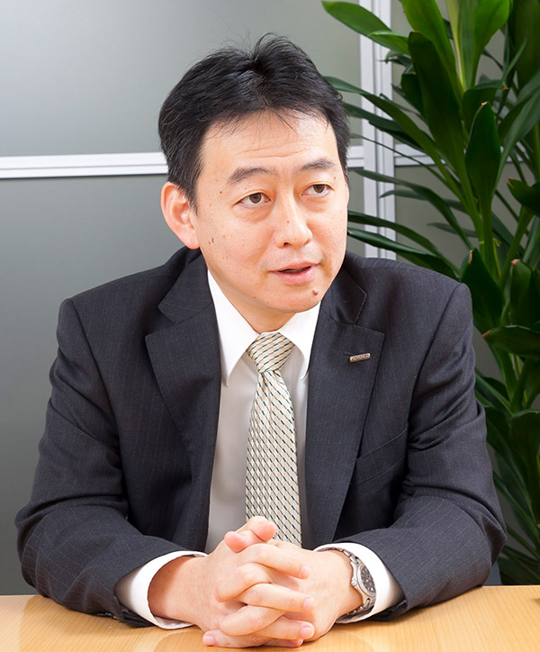 代表取締役社長 植田 英樹